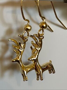 Adorable Gold 3-D Reindeer Dangle Earrings